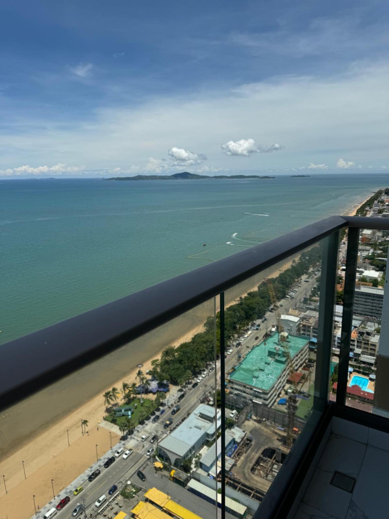 Copacabana Beach Jomtien 科帕卡巴纳海乔木提安海滩毗邻乔木提安夜市 Exteriér fotografie